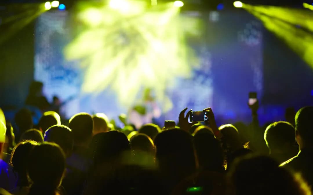 Gdzie bezpiecznie kupić bilety na koncert, aby uniknąć oszustw?